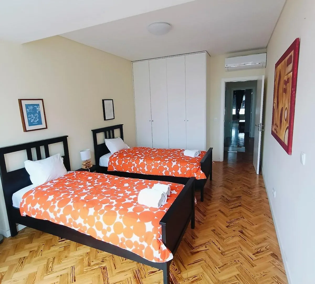 Duplex Lisbon For 8 Appartement 0*,  Portugal
